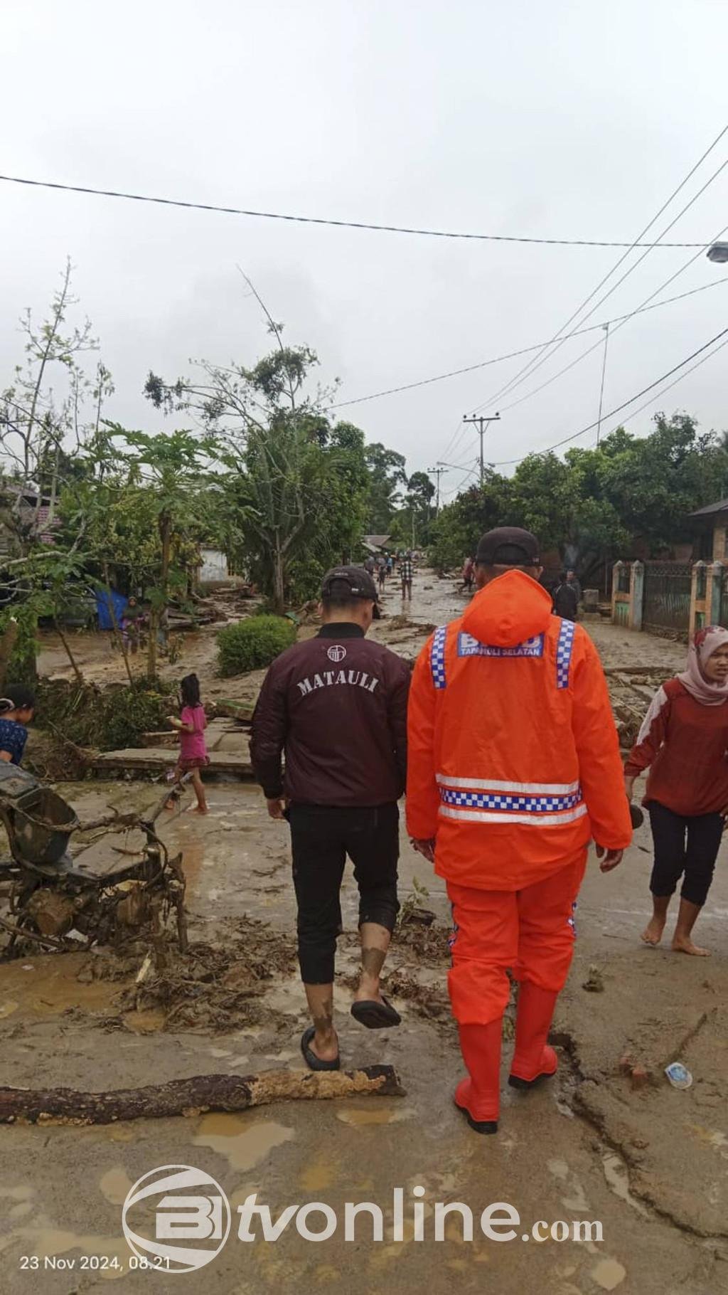 Banjir Bandang Terjang Kabupaten Tapanuli Selatan, 2 Tewas Tertimbun Longsor