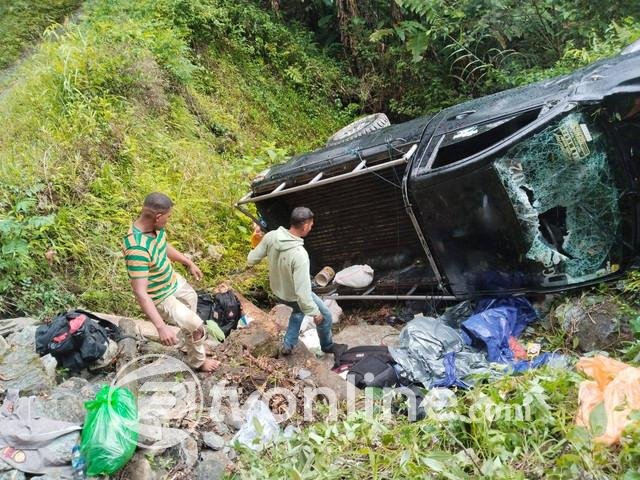 Kecelakaan Mobil Pengangkut Logistik Pilkada di Kabupaten Buru, 4 Polisi Terluka!