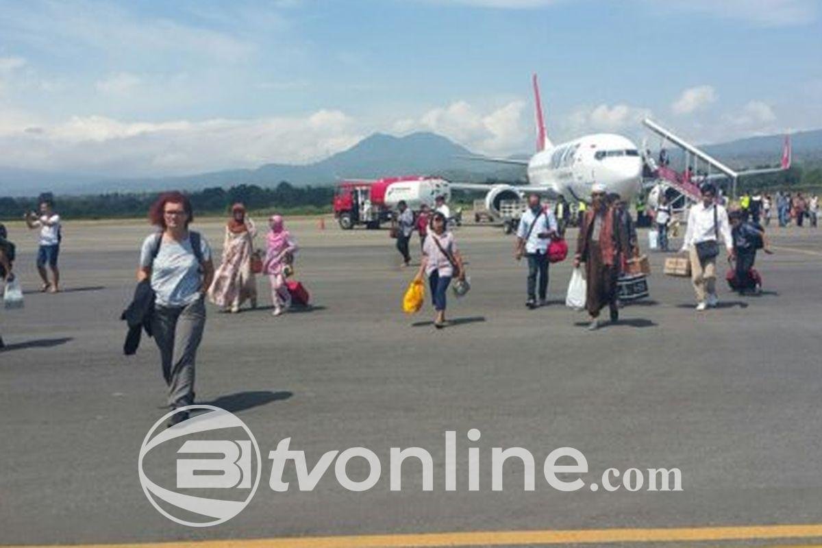 Erupsi Gunung Lewotobi Ganggu Penerbangan Juanda, Rute Lombok dan Labuan Bajo Dibatalkan