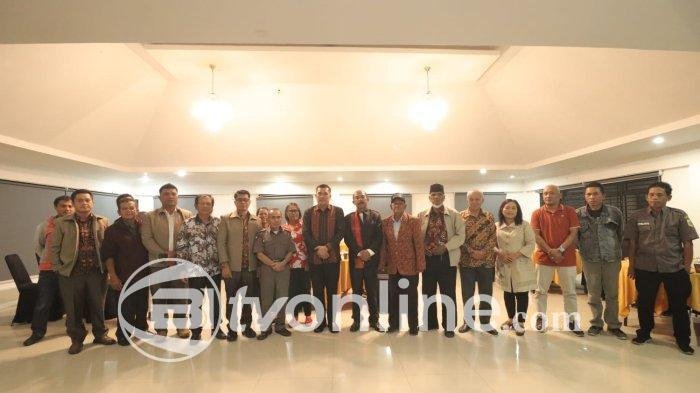 Pjs. Bupati Pakpak Bharat Naslindo Sirait Tekankan Kolaborasi Pembangunan dalam Silaturahmi Bersama Tokoh Agama