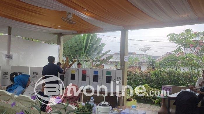 Bobby Nasution Gunakan Hak Pilih di TPS 15 Medan Bersama Keluarga pada Pilkada 2024