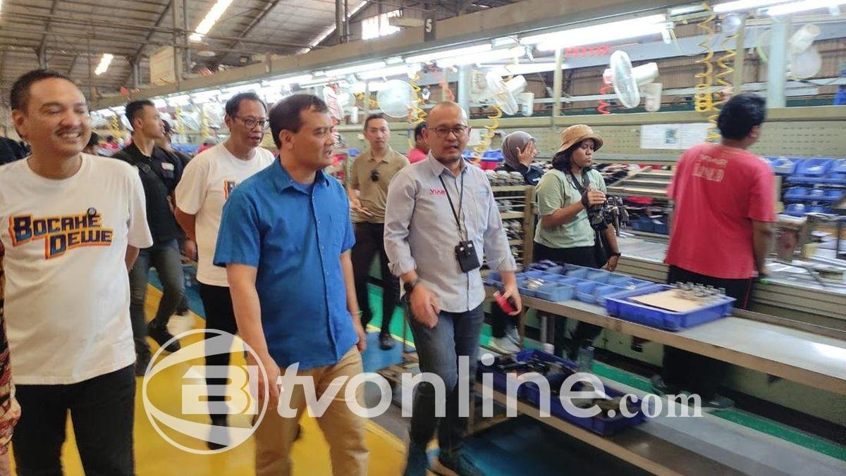 Ahmad Luthfi Janji Tingkatkan UMK Jawa Tengah, Dukung Kesejahteraan Buruh