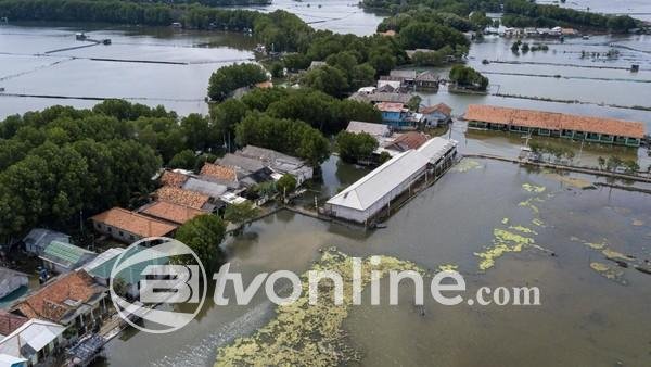 Banjir Jakarta Meluas: 18 RT dan 4 Ruas Jalan Tergenang hingga 180 Cm