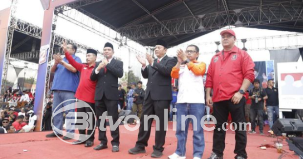 Kampanye Akbar Wahyu-Suharyono di Stadion Joyokusumo Pati: Janji Wujudkan Pati Sejahtera dan Maju