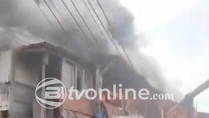 Kebakaran Hebat Terjadi di Jatinegara, 16 Unit Mobil Pemadam Dikerahkan