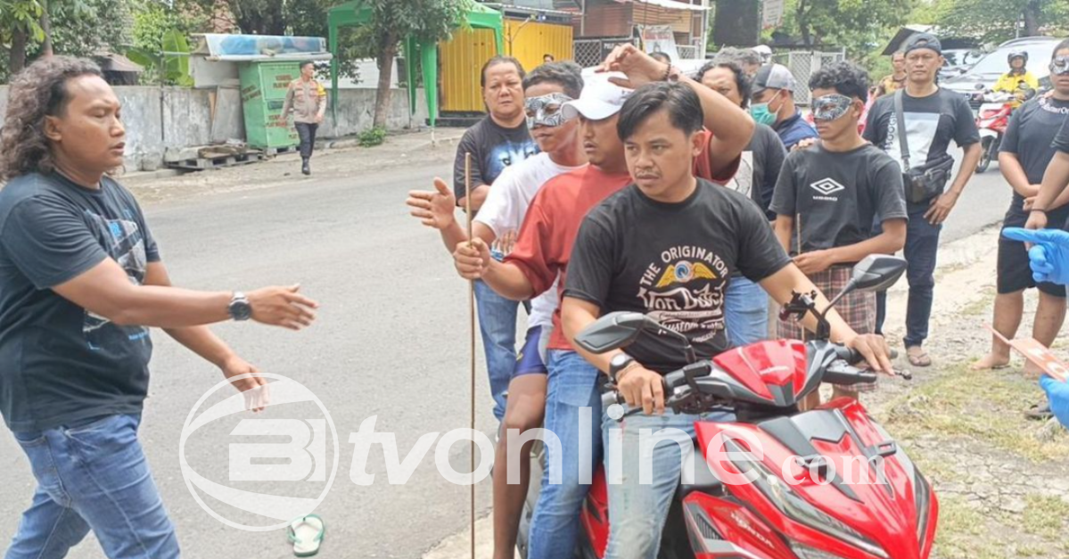 Demonstrasi Pelajar dan Mahasiswa di Polda Jateng, Tuntut Keadilan untuk Korban Penembakan Polisi
