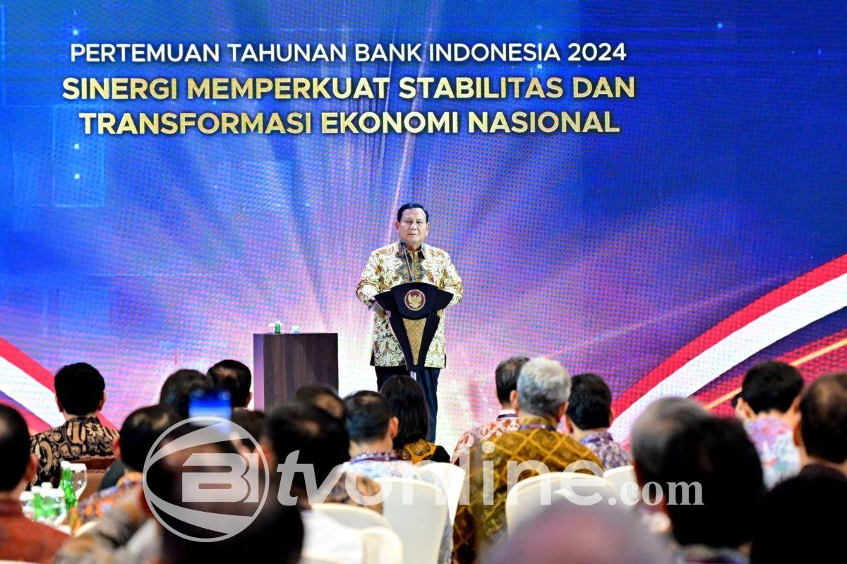 Prabowo Sebut Kabinet Merah Putih Sangat Kompak dalam Satu Bulan Kepemimpinannya