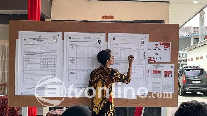 Penghitungan Suara Pilkada Jakarta Dimulai di TPS Dharma Pongrekun  , RIDO Pimpin dengan Suara Pertama