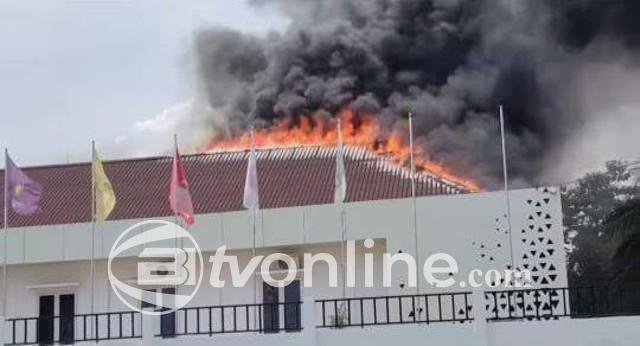 Kantor KPU Morowali Terbakar Saat Rapat PSU, Dokumen dan Kotak Suara Dievakuasi