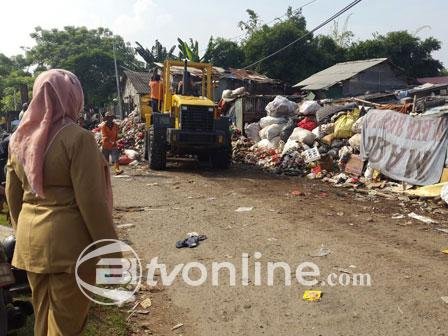Warga Protes, TPS di Lubang Buaya Jakarta Timur Ditutup Sementara karena Cemari Lingkungan