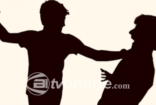 Duel Terbuka di Lapangan Voli Kota Bima, Dua Pria Terlibat Perkelahian Gegara Persoalan Pribadi