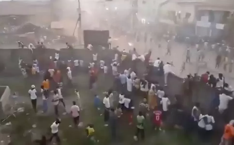 56 Tewas dalam Bentrokan dan Desak-Desakan di Stadion Nzerekore, Guinea