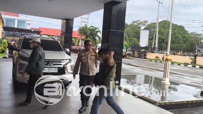 Pj Wali Kota Pekanbaru Risnandar Mahiwa Terjaring OTT KPK, Nomor Telepon Tak Aktif