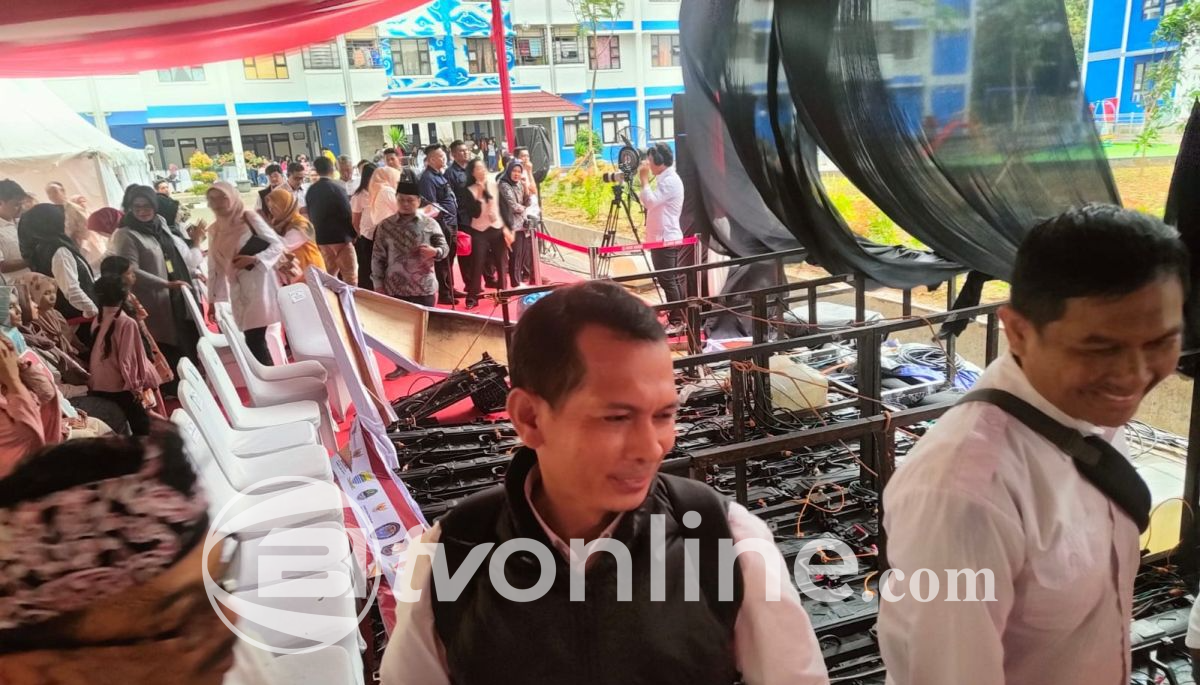 LED Ambruk Saat AHY Berikan Sambutan pada Peresmian Rusun Rancaekek, Para Tamu Selamat