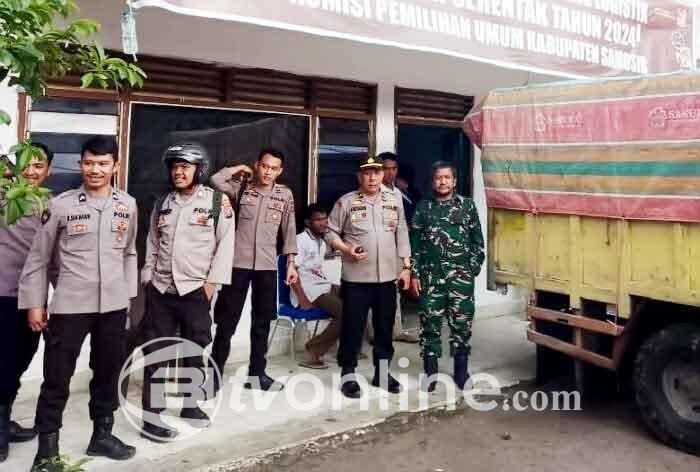 Polres Samosir Perkuat Pengamanan Logistik Pilkada dan Rapat Pleno di Tengah Kegiatan Masyarakat