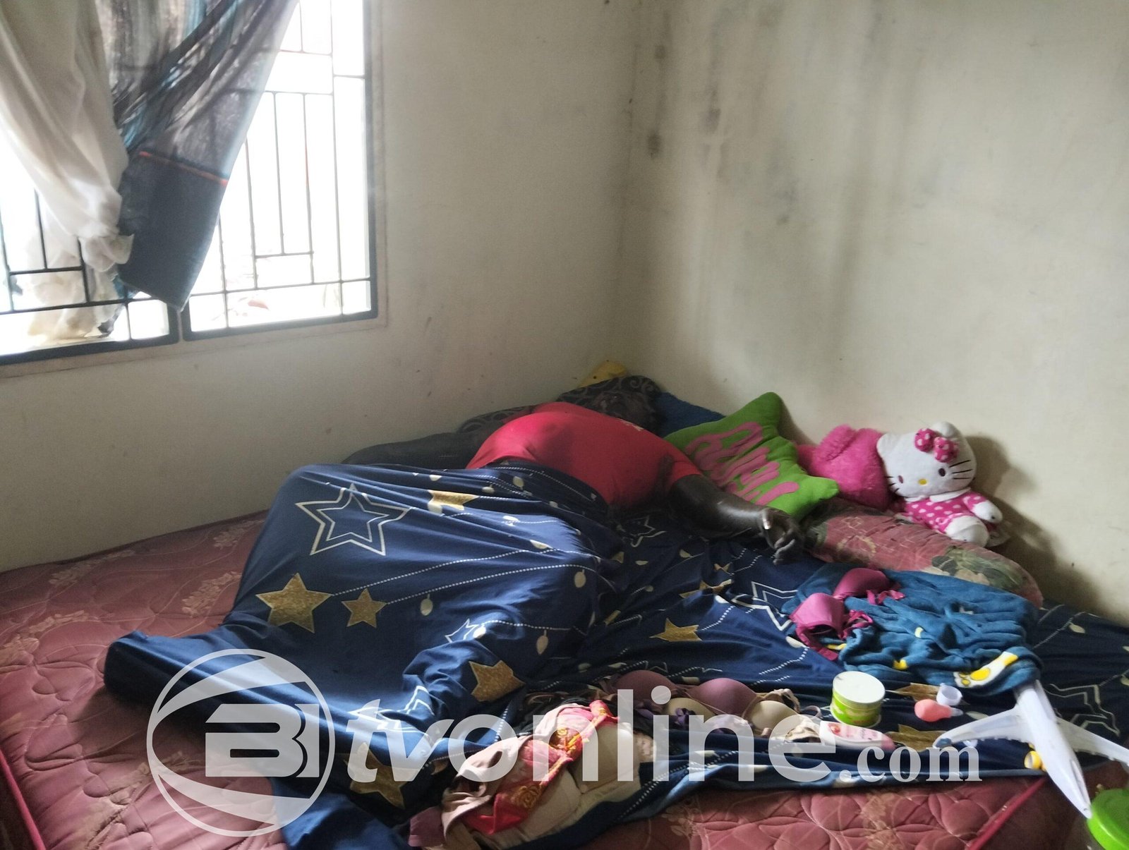 Penemuan Mayat di Perum Puri Arza II, Muaro Jambi: Korban Ditemukan Membusuk di Rumah Terkunci