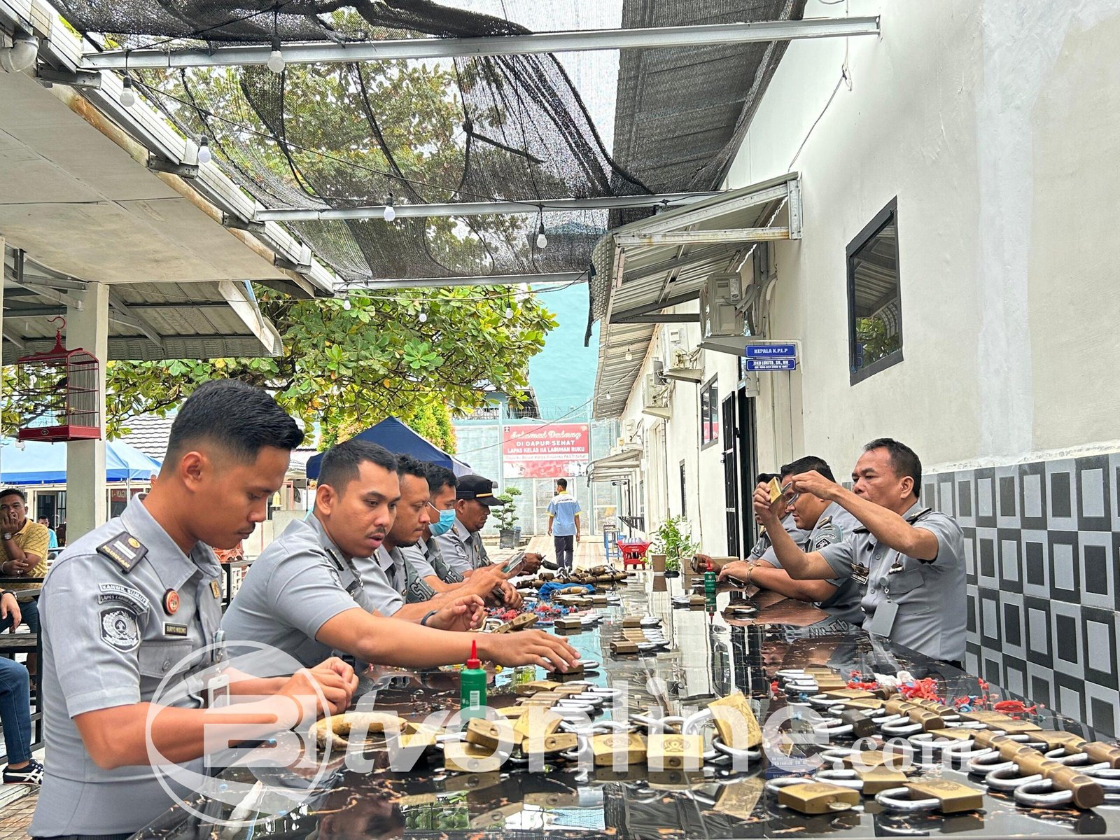Lapas Labuhan Ruku Lakukan Rotasi dan Perawatan Gembok untuk Perkuat Keamanan