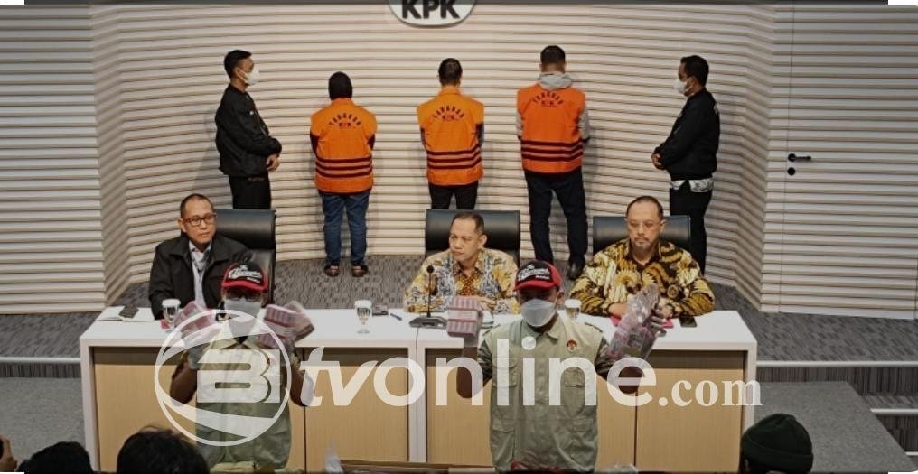 KPK Sita Rp1,5 Miliar dan 1.021 Dolar AS Terkait Kasus Korupsi Pemotongan Anggaran Pekanbaru