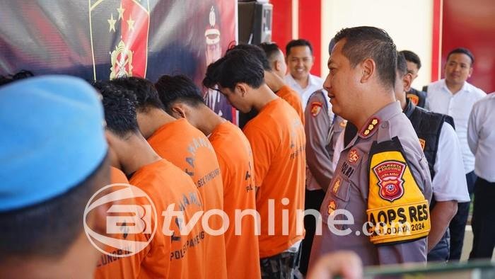 Gerombolan Pemotor Rusak Warung dan Aniaya Warga di Kabupaten Bandung, 11 Tersangka Ditangkap