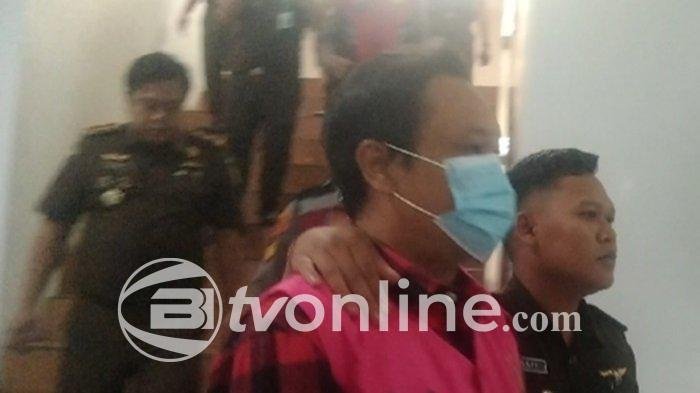 Kepala Desa Belimbing Ditahan Terkait Korupsi Pengadaan Tanah Tol Probowangi