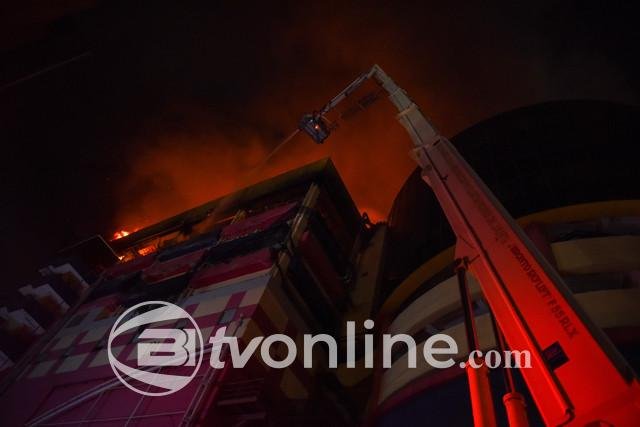 Kebakaran Hebat Melanda Glodok Plaza, SDN Pinangsia 01 Libur Sementara