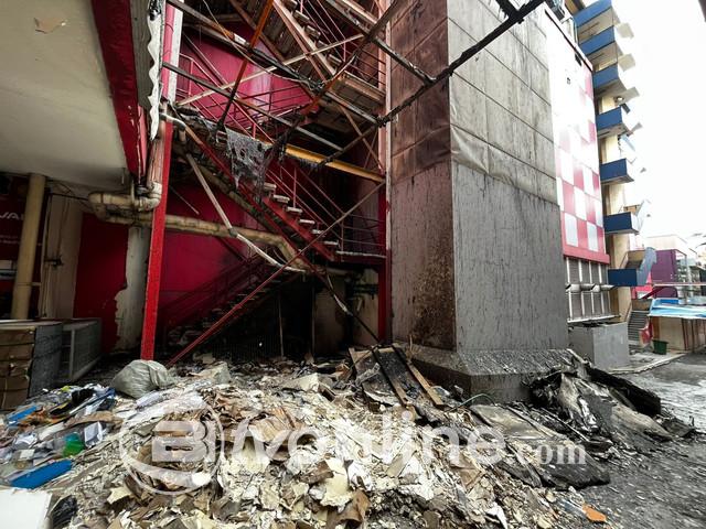 Pencarian Korban Kebakaran Glodok Plaza Dihentikan Sementara, Identifikasi Korban Terus Berlanjut