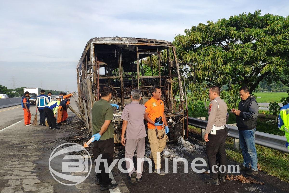 Bus Cititrans Terbakar di Tol Trans Jawa, Tidak Ada Korban Jiwa