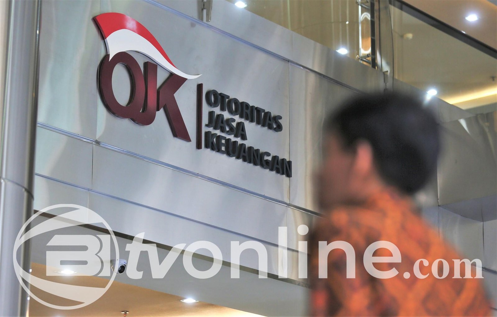 OJK: Kebijakan Hapus Utang UMKM Tidak Berdampak Negatif pada Bank BUMN