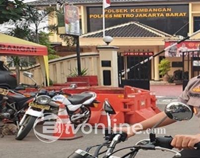 Polisi Kejar Waria yang Paksa Uang Pegawai Apotek di Kembangan, Jakarta Barat
