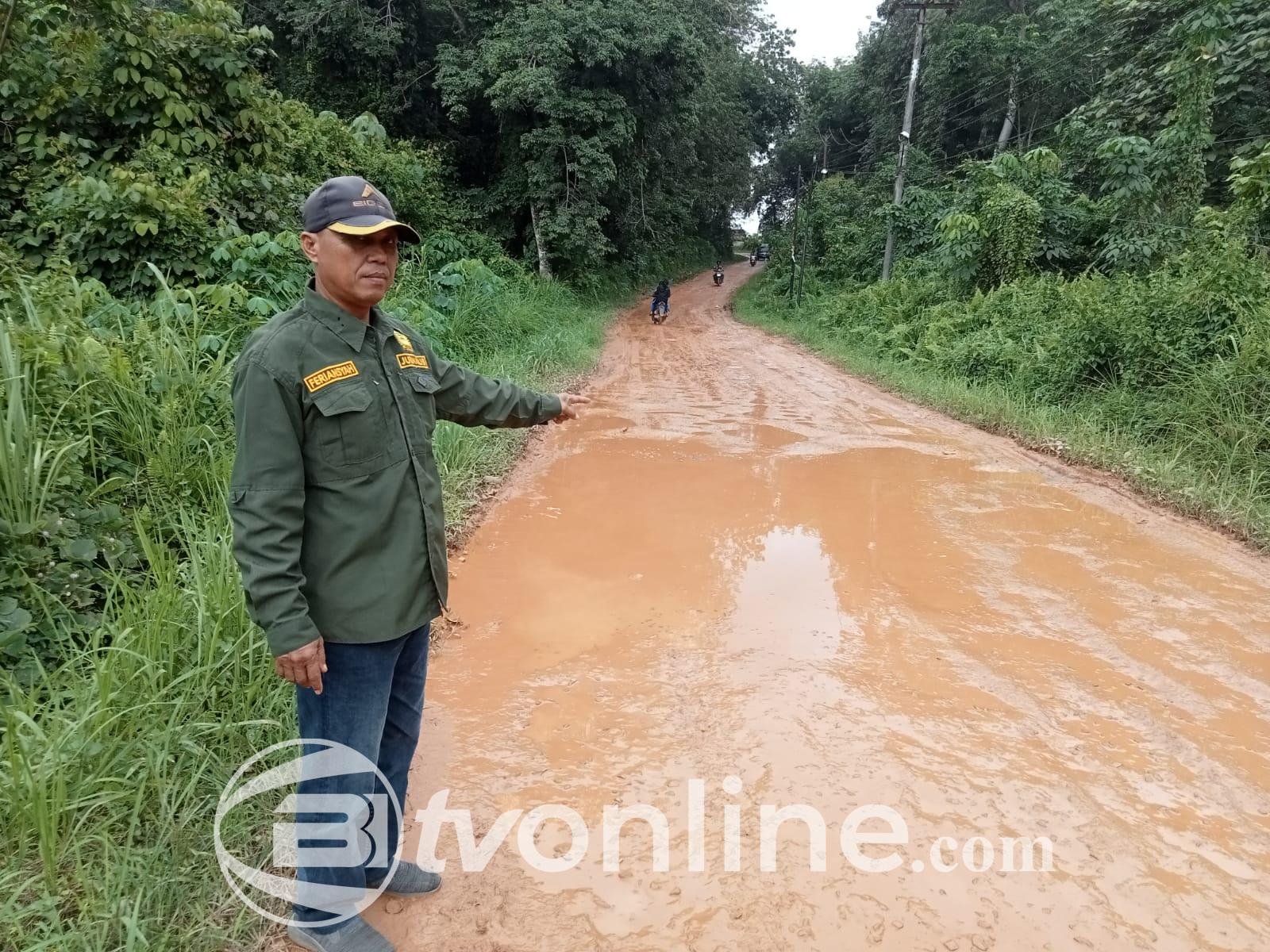 Warga Perumahan Audiri Permai Keluhkan Jalan Rusak, Ketua AWASI Muaro Jambi Kritik Kinerja Pemerintah Daerah