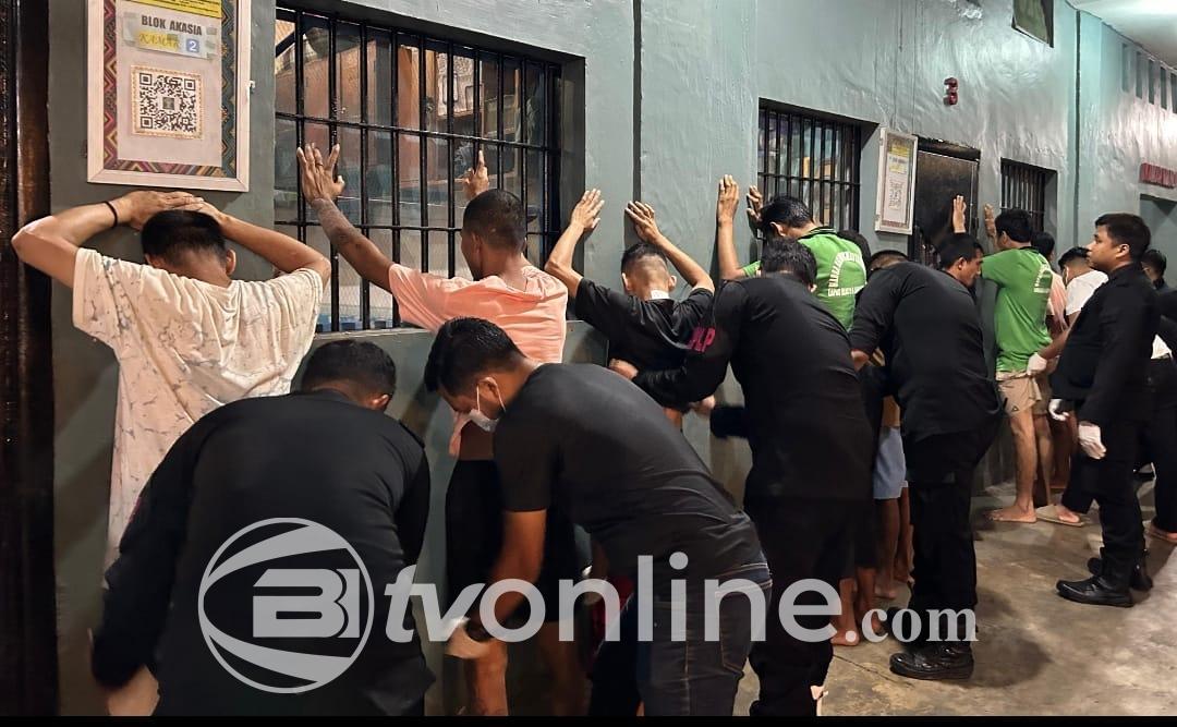 Gelar Razia Rutin, KA KPLP : Upaya Untuk Memastikan Keamanan dan Ketertiban di Lapas