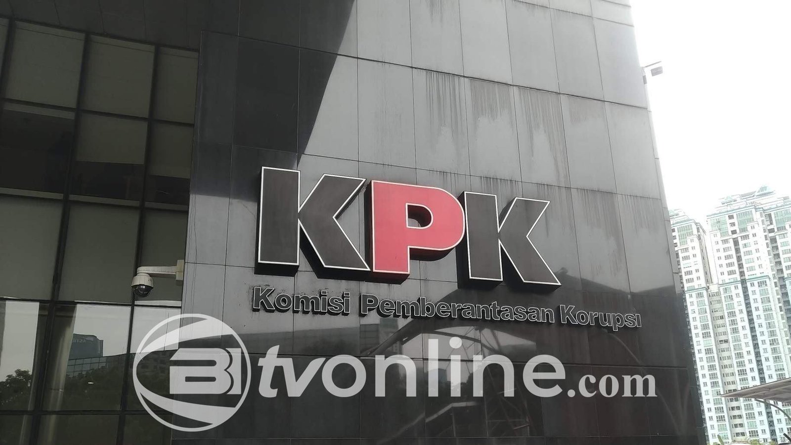 KPK Tahan Eks Dirut PT Taspen Antonius Kosasih Terkait Kasus Investasi Fiktif