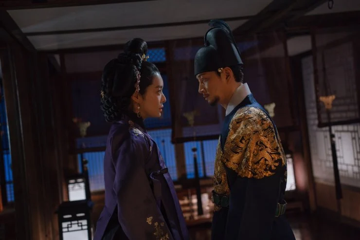 Mengungkap Alasan Rating Tinggi Drama The Queen Who Crowns yang Bikin Penasaran