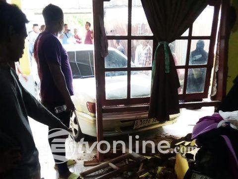 Nenek di Depok Tewas Tertabrak Mobil Setelah Tetangga Salah Injak Pedal Gas