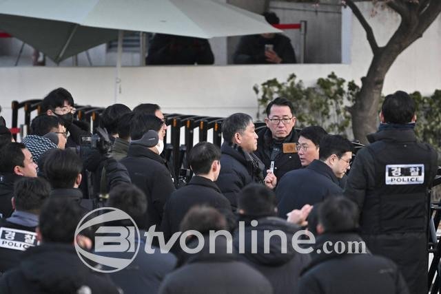 Pengacara Presiden Yoon Suk-yeol Bersumpah Akan Mengambil Jalur Hukum Terkait Surat Perintah Penahanan ‘Ilegal’