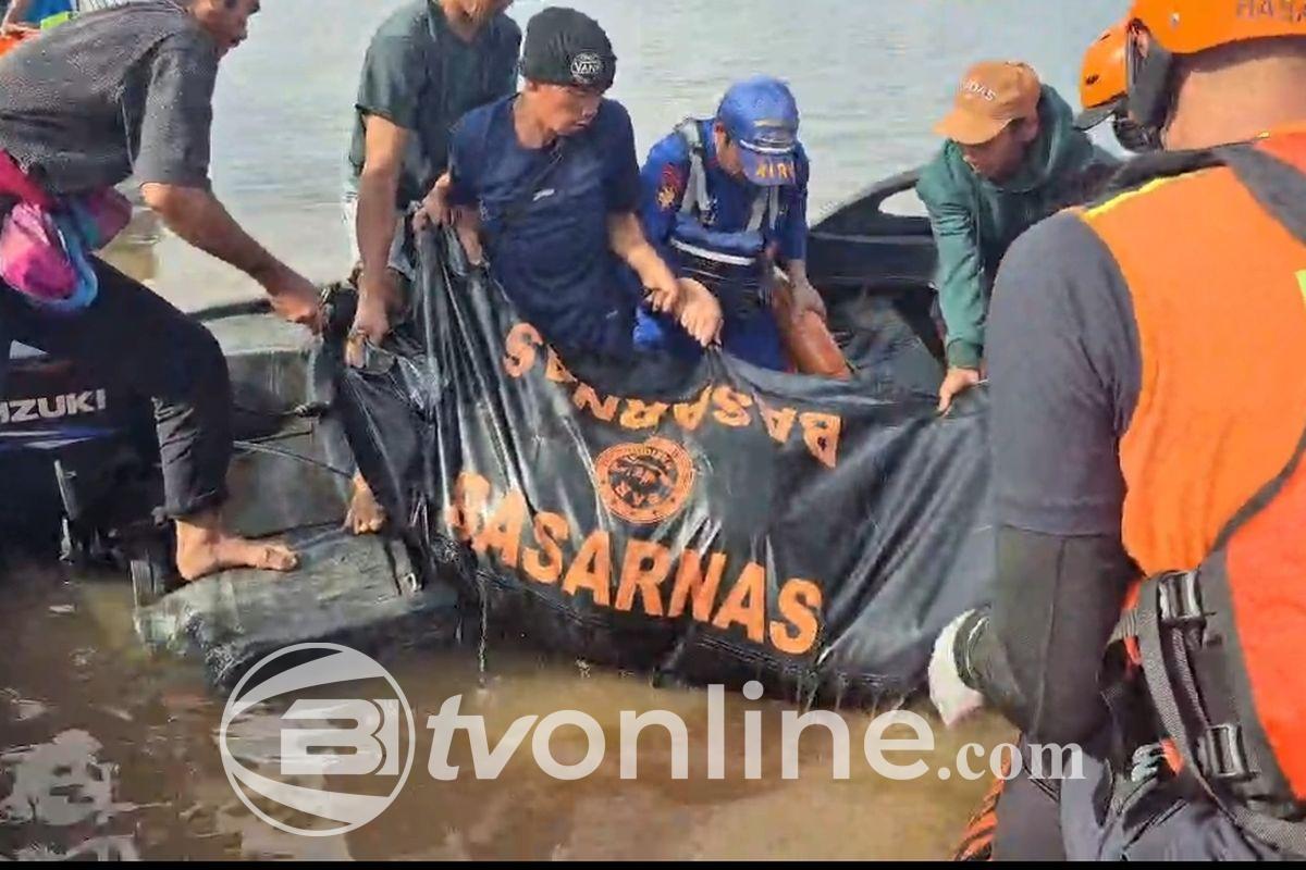 Kru Kapal Penambang yang Tenggelam di Sungai Kapuas Ditemukan Meninggal Dunia