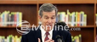 Gubernur Roy Cooper Beri Keringanan Hukuman pada 15 Narapidana Mati, Langkah Bersejarah di North Carolina