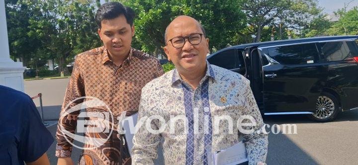 Presiden Prabowo Terima Kunjungan Menteri Investasi Rosan P. Roeslani di Istana Kepresidenan