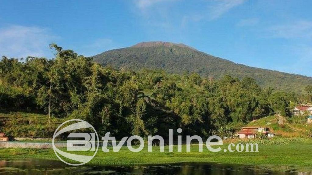 BMKG: Arah Angin Erupsi Gunung Marapi Mengarah ke Tanah Datar dan Payakumbuh
