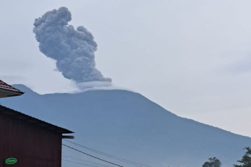 Gunung Marapi Kembali Meletus, Warga Diminta Waspada