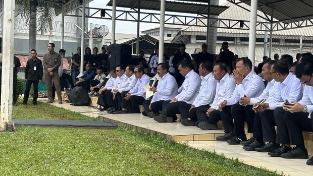 Menteri Imipas : Duduk Lesehan dengan Tahanan, Belajar dari Hikmah Hidup