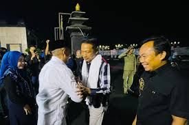 Wali Kota Malang Wahyu Hidayat Kembali dari Retreat, Disambut Meriah oleh Warga