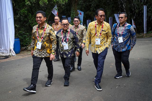 Anggota DPR Mulai Tiba di Rumah Prabowo di Hambalang untuk Hadiri Silaturahmi Koalisi Indonesia Maju