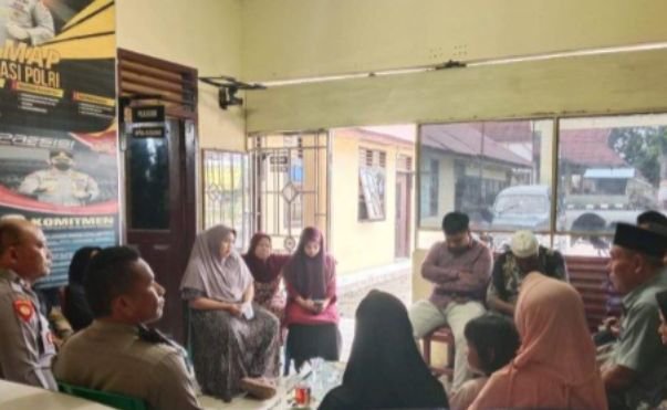 Bhabinkamtibmas Polsek Barumun Sukses Mediasi Kasus Fitnah, Warga Sepakat Damai