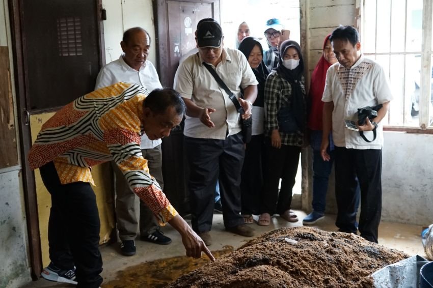 Direktur Pengembangan Produk Unggulan Kemendes Kunjungi Desa Bandar Setia dan Desa Mekar Sari