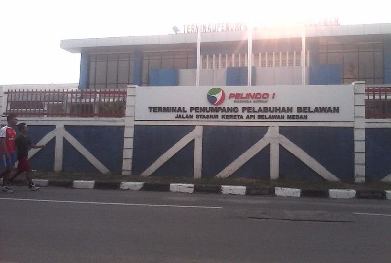 KEJAHATAN MERAJALELA DI PELABUHAN BELAWAN, POLISI CUMA JADI PENONTON?