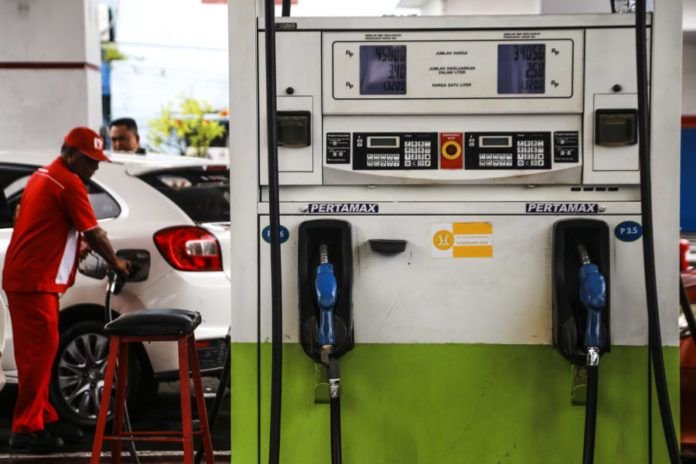 Dugaan Oplosan Pertalite Menjadi Pertamax, Warga Beralih ke Shell, SPBU Pertamina Jadi Ramai Pertalite