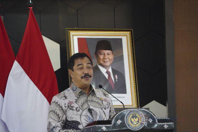 Kemenimpas Copot Petugas Imigrasi di Bandara Soekarno-Hatta Terkait Dugaan Pungli terhadap WN China