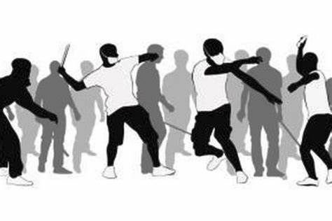 Tawuran Brutal di Menteng Atas: Pelaku Bersenjata Tajam Rusak Sejumlah Mobil Warga