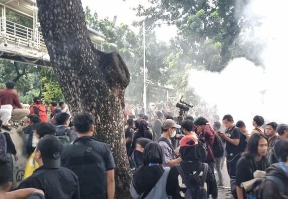 BEM SI Gelar Puncak Demonstrasi 'Indonesia Gelap' di Jakarta, Tuntut 9 Poin Aksi